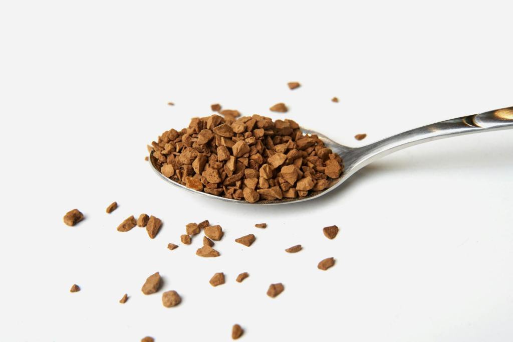 Dari “Kue” Perang hingga Sajian Modern: Sejarah Panjang Kopi Instan